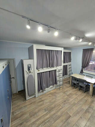 Гостиница Ester House Москва Кровать в общем 8-местном номере-3
